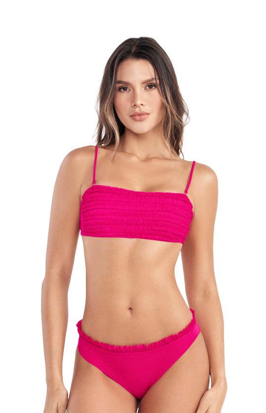 Top de Baño Fucsia Diseño que Favorece tu Silueta