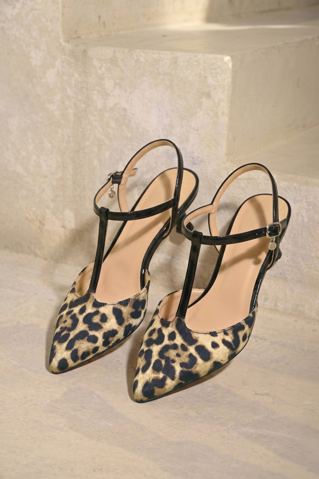 Zapato Slimback en Napa Tacón Kitten Delgado