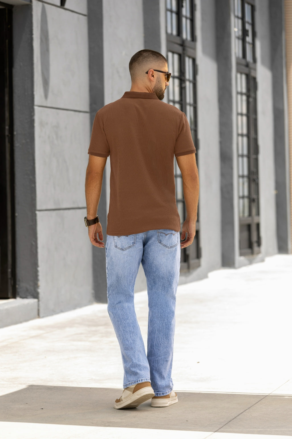 Jeans Bota Straight Bolsillos Delanteros y Traseros Demin Bolsillos Delanteros y Traseros Demin Stretch Proceso de Desgaste Algodón Spandex Azul Medio - Boccelli ropa para hombre, vista 12