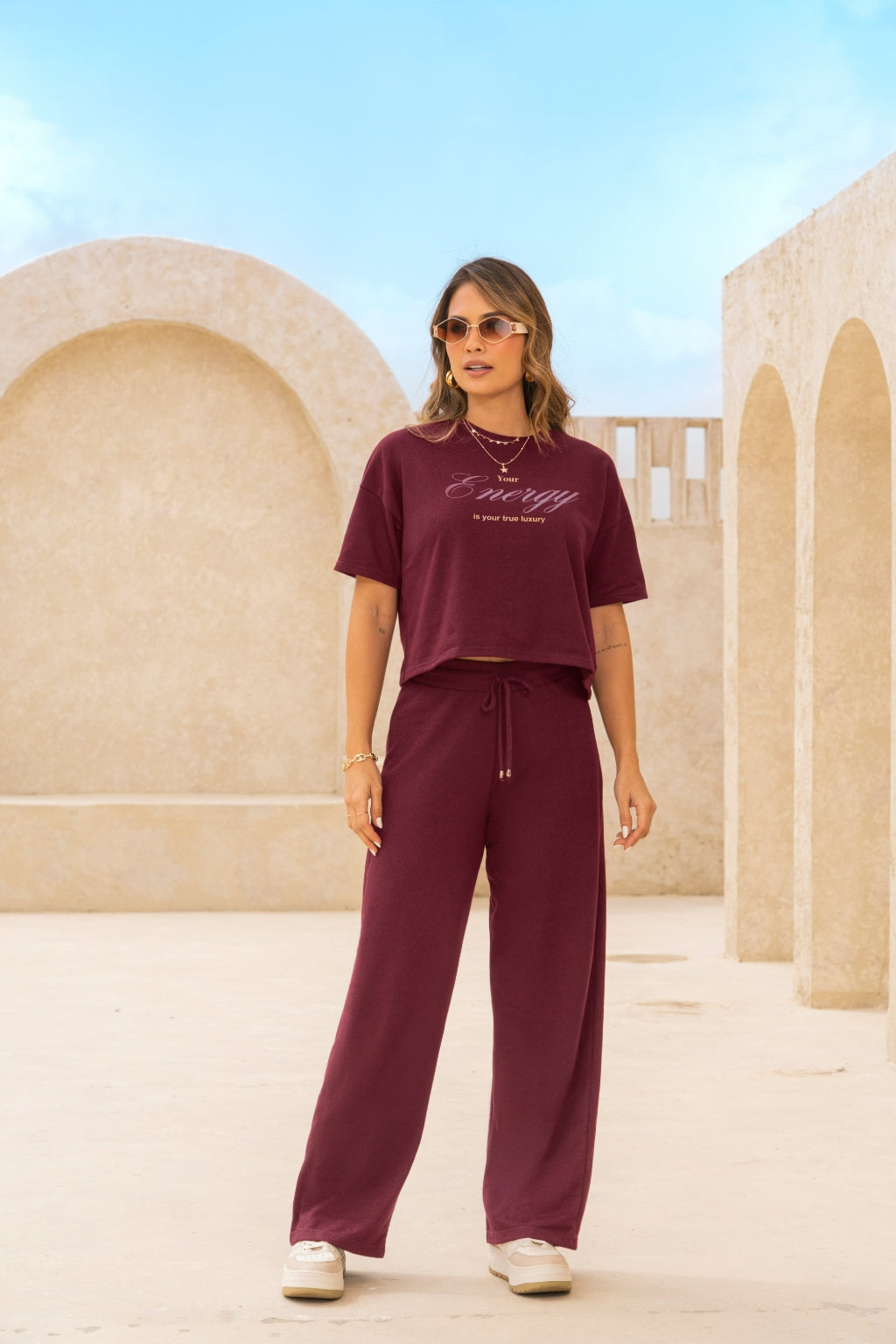 Camiseta Oversize Manga Corta Cuello Redondo Vino Tinto para Mujer Pretty Woman - foto 3